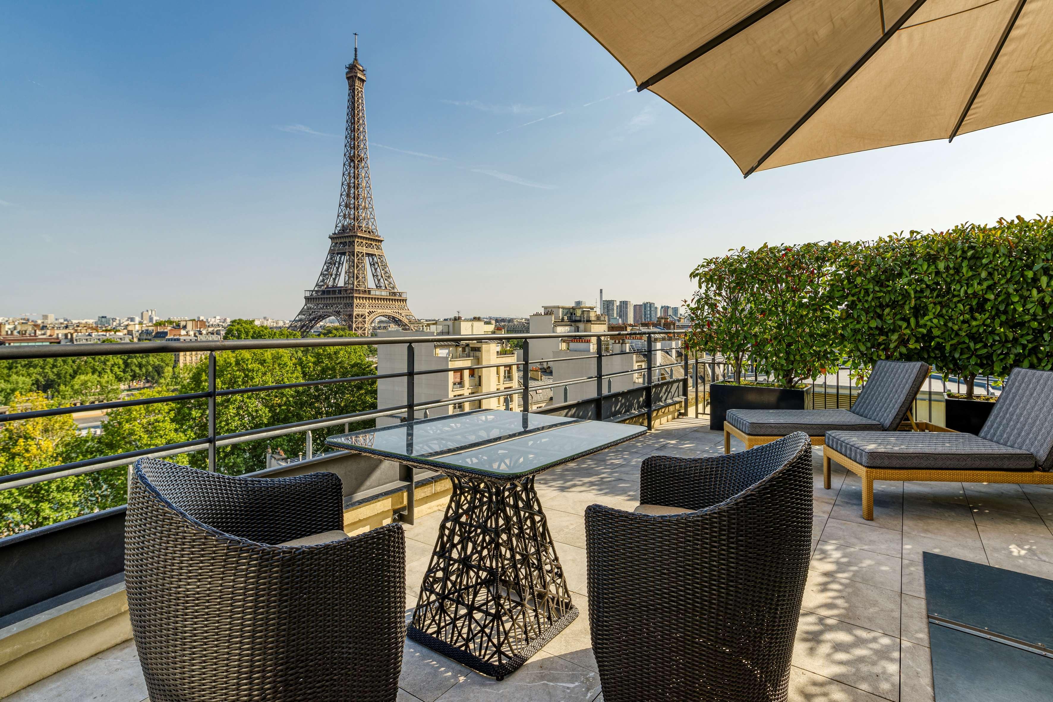 Shangri-La Paris Hotel Exterior photo