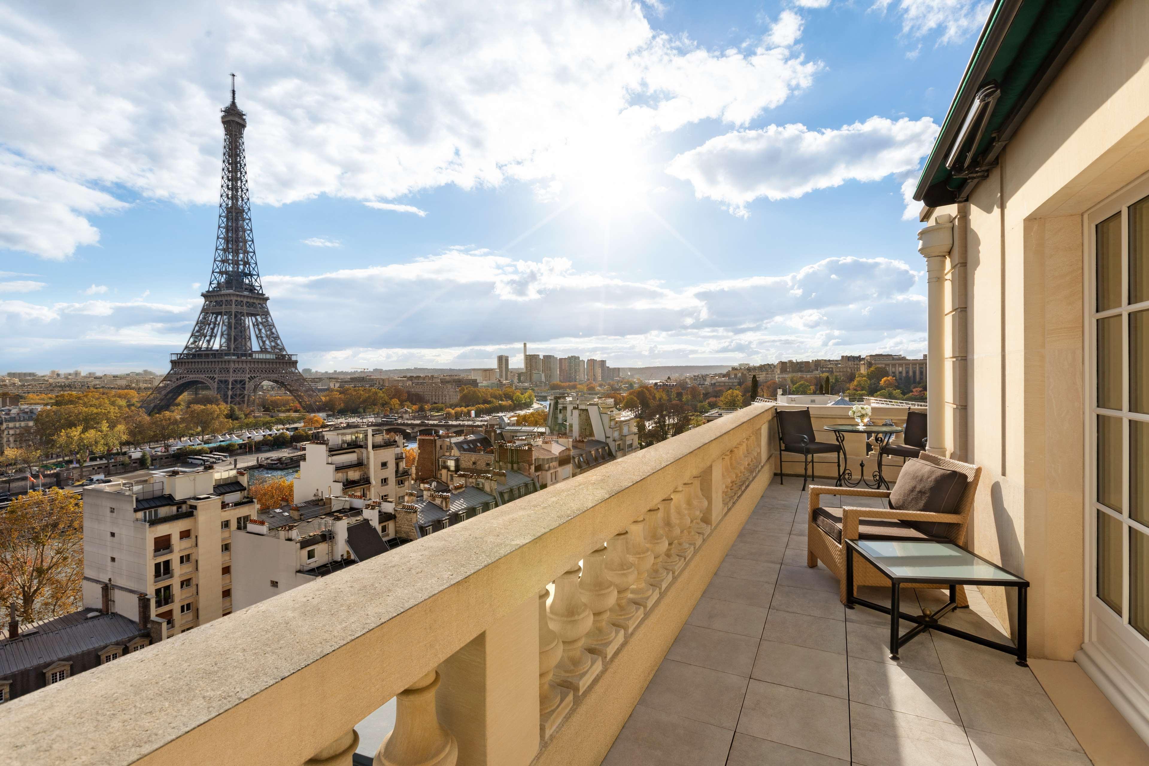 Shangri-La Paris Hotel Exterior photo