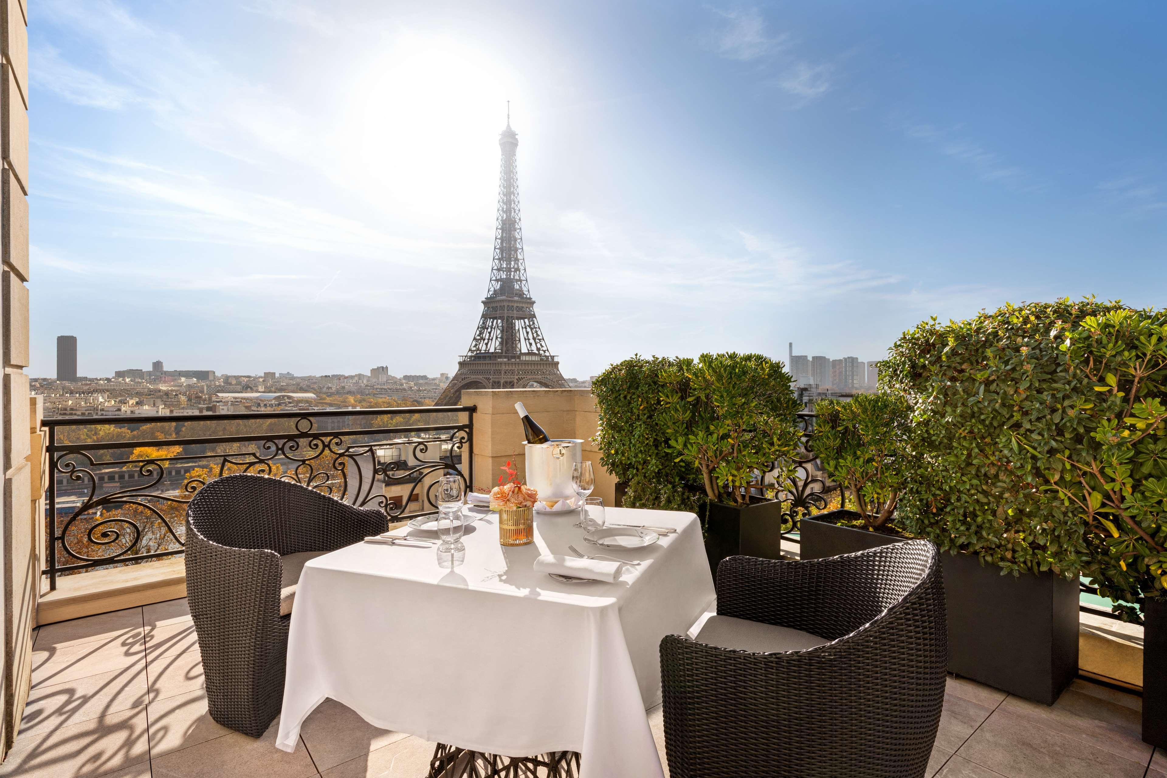 Shangri-La Paris Hotel Exterior photo