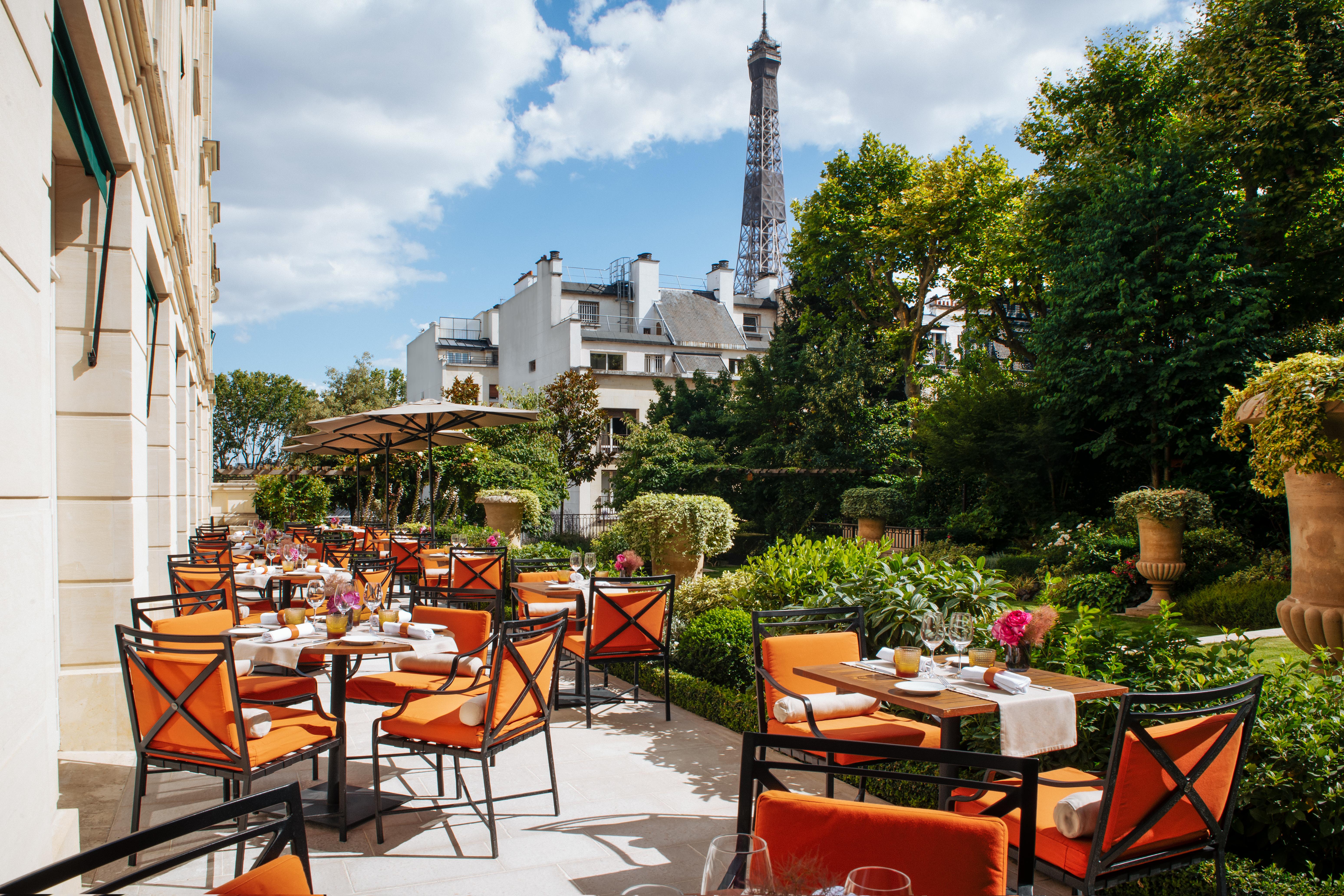 Shangri-La Paris Hotel Exterior photo